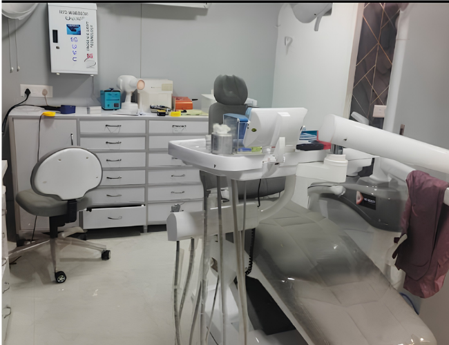 Best Dental Clinic in Sector 83 Gurugram Smiles N Grins (1)